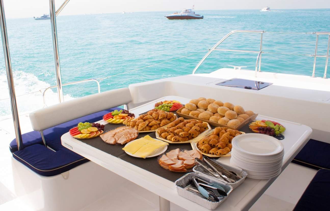 YACHT CATERING SERVICES